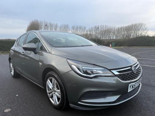 2017 ASTRA 1.4I TURBO DESIGN HATCHBACK PRICE 3,495 YEAR 2017 67 REG MILEAGE 125,300... photo