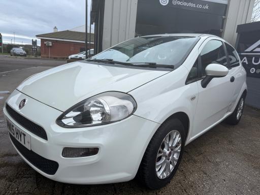 2015 PUNTO 1.2 POP HATCHBACK PRICE 2,195 YEAR 2015 15 REG MILEAGE 91,600 ENGINE... photo